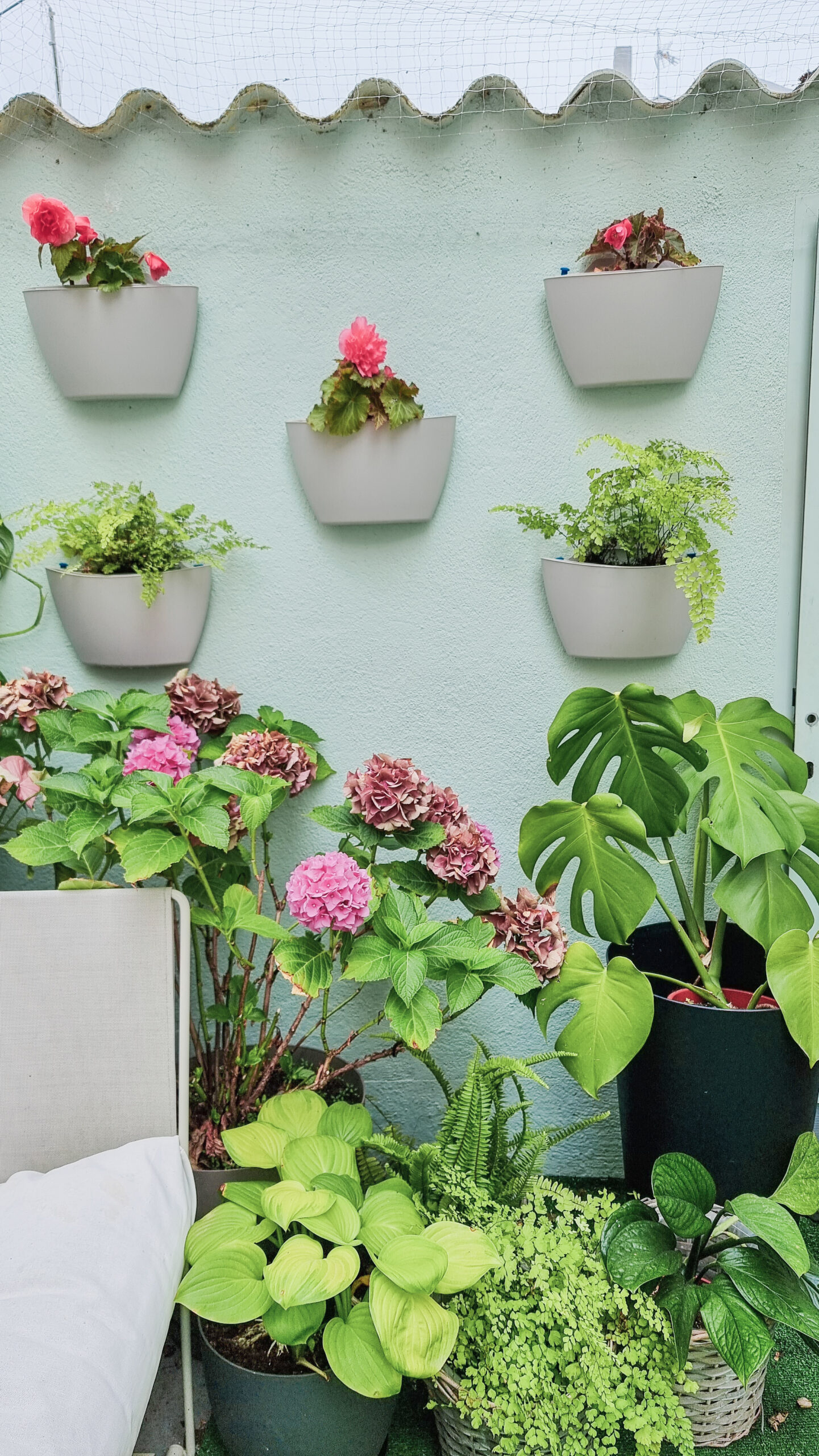 CitySens 3-Pack Wall Planters – Gray Vertical Wall Planter Set for Indoor and Outdoor Plants - Image 4