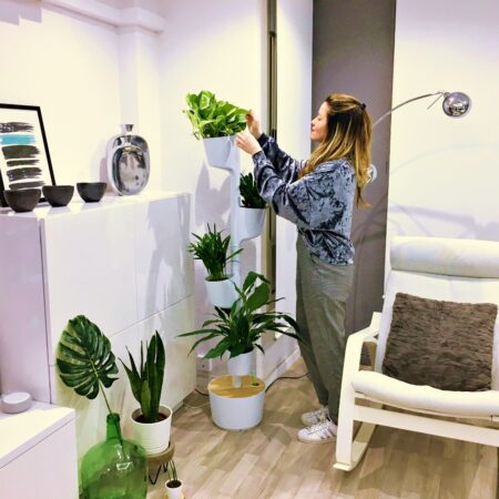 CitySens Vertical Planter – White 4 Pots with Automatic Watering Digital Kit - Image 10