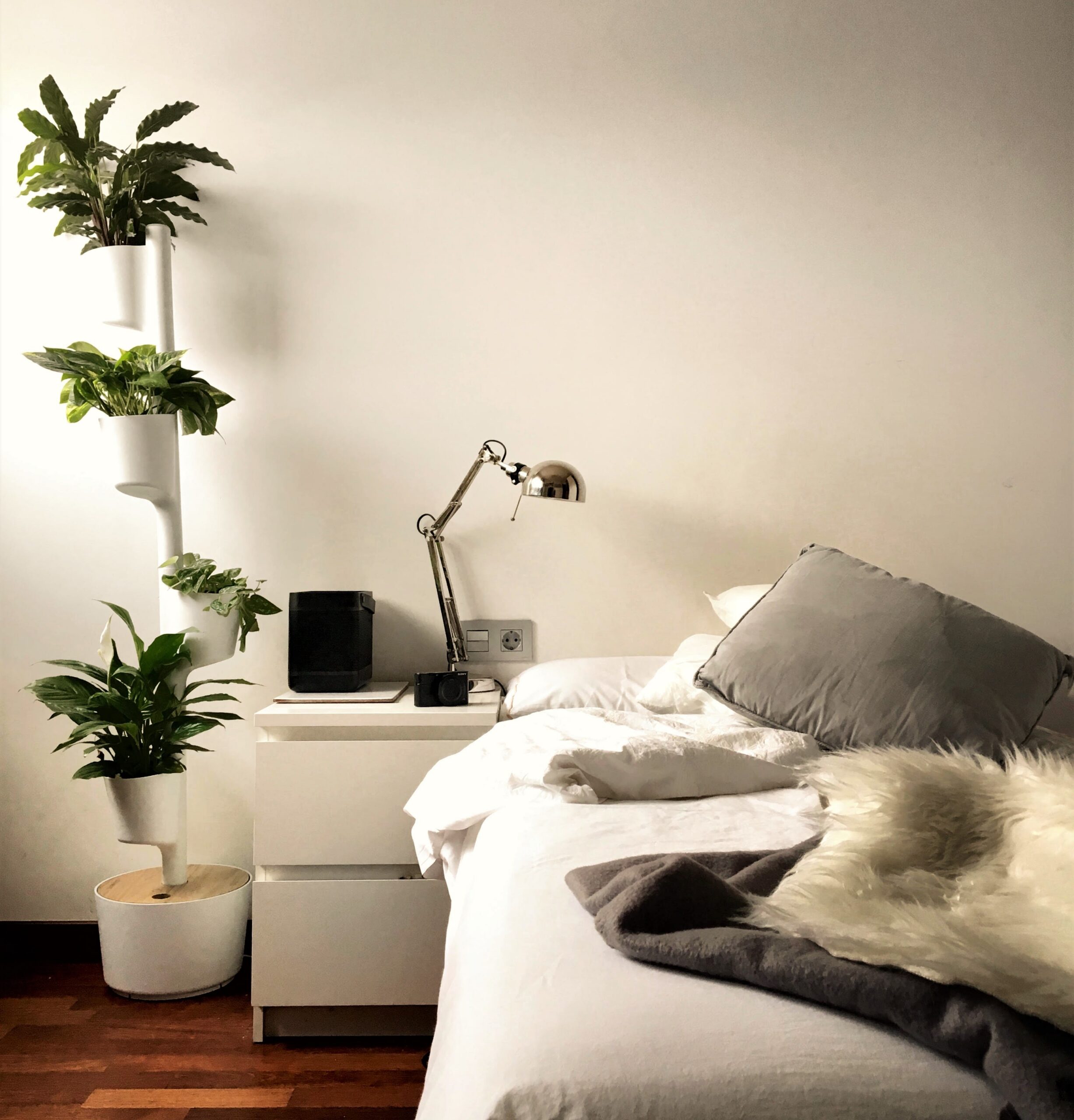 CitySens Vertical Planter – White 4 Pots with Wi-Fi Smart Watering Kit - Image 10