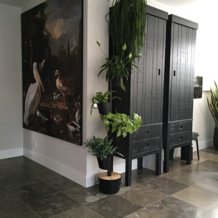 CitySens Vertical Planter – Black 4 Pots with Wi-Fi Smart Watering Kit and Teak Wood Details - Image 7