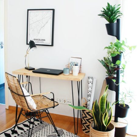 CitySens Vertical Planter – Black 4 Pots with Wi-Fi Smart Watering Kit and Teak Wood Details - Image 6