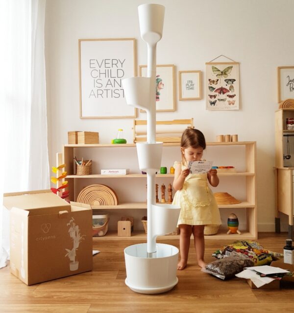 CitySens Indoor Urban Garden with Seeds – White 4 Pots with Digital Watering Kit