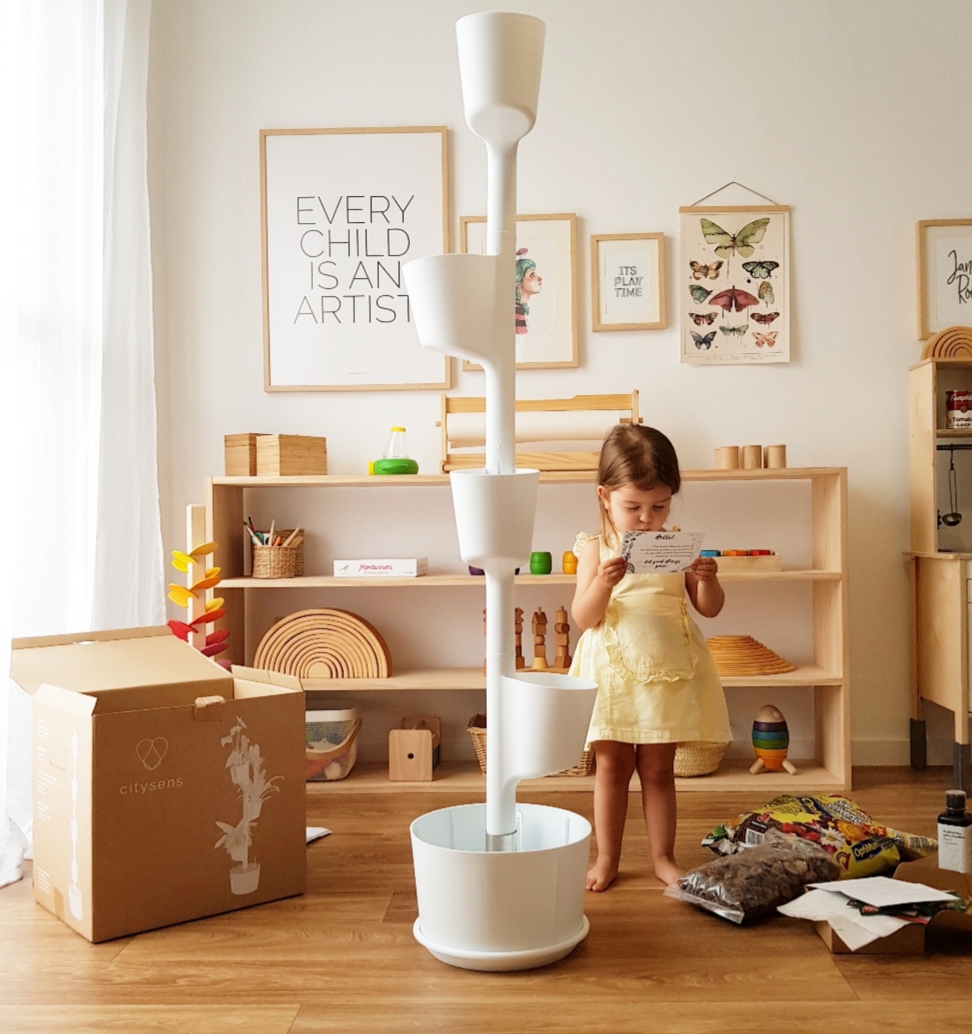 CitySens Indoor Urban Garden with Seeds – White 4 Pots with Digital Watering Kit - Image 5