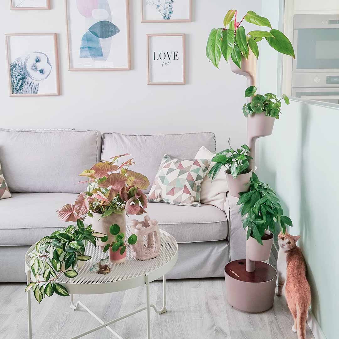 CitySens Vertical Planter – Pine Bark 4 Pots with Digital Watering Kit and Teak Wood Details - Image 3