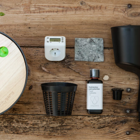 CitySens Vertical Planter – Black 4 Pots with Automatic Watering Digital Kit - Image 9