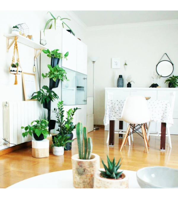 CitySens Vertical Planter – Black 4 Pots Manual Watering